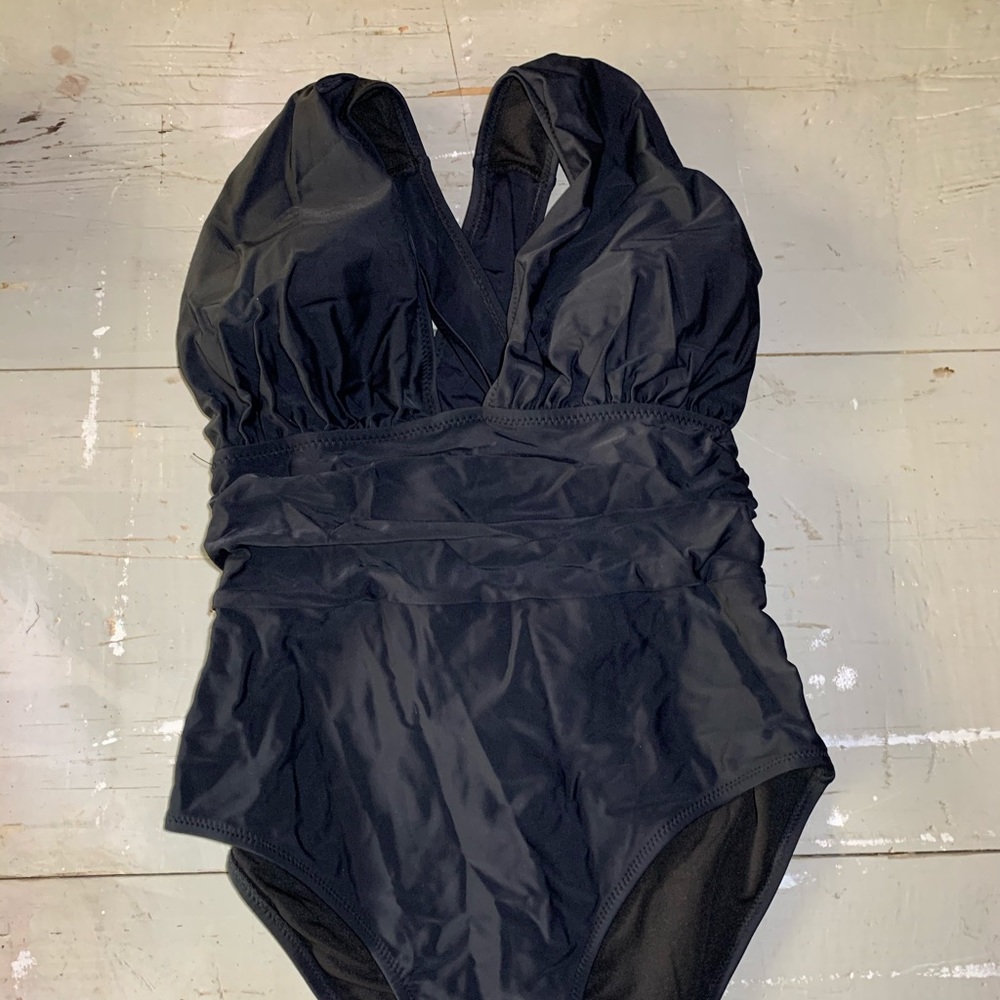 NWT black Cupshe one piece swimsuit